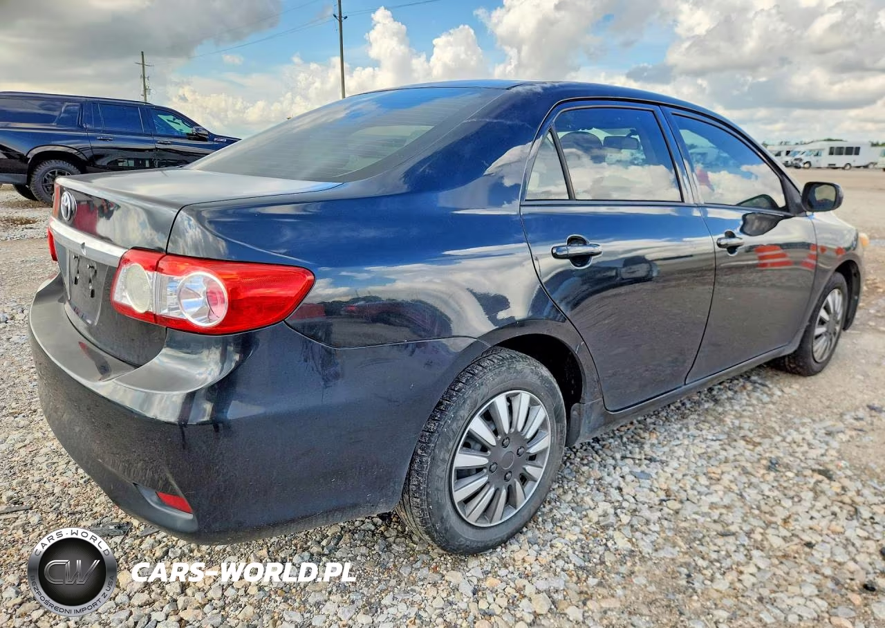 2013 Toyota Corolla L VIN:2T1BU4EE2DC987494 - 3