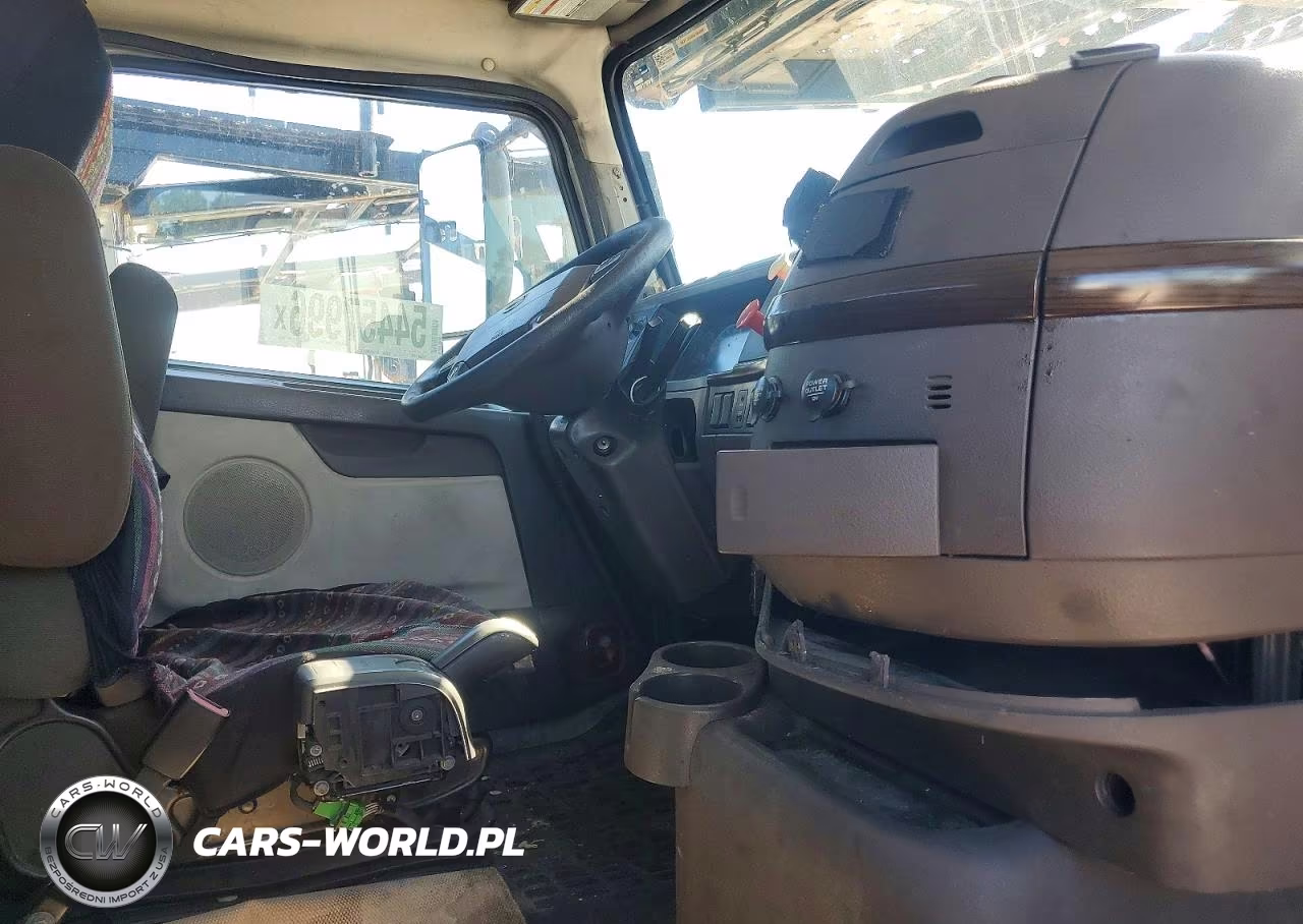 2014 Volvo Vah VIN:4V5RC9DG4EN164470 - 5