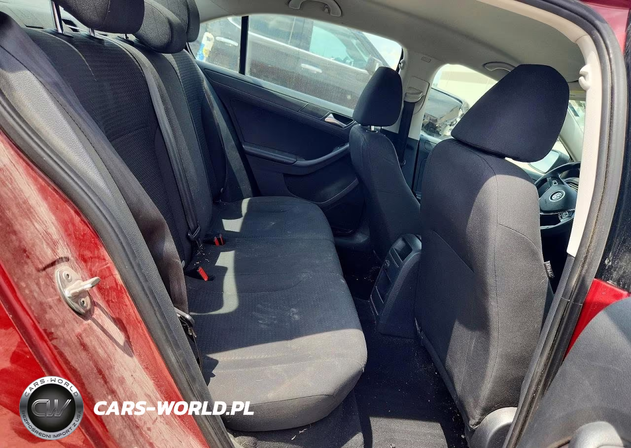 2016 Volkswagen Jetta S VIN:3VW267AJ0GM334296 - 10