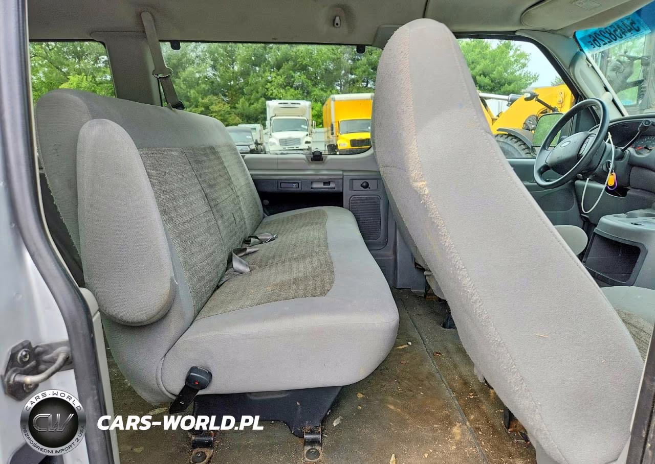 2005 Ford Econoline E350 Super Duty Wagon VIN:1FBNE31L65HA76000 - 11
