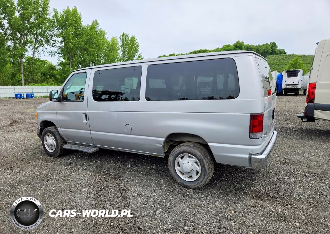 2005 Ford Econoline E350 Super Duty Wagon VIN:1FBNE31L65HA76000 - 2