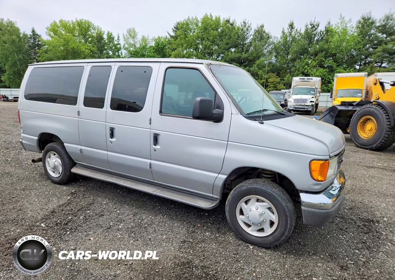 2005 Ford Econoline E350 Super Duty Wagon VIN:1FBNE31L65HA76000 - 4