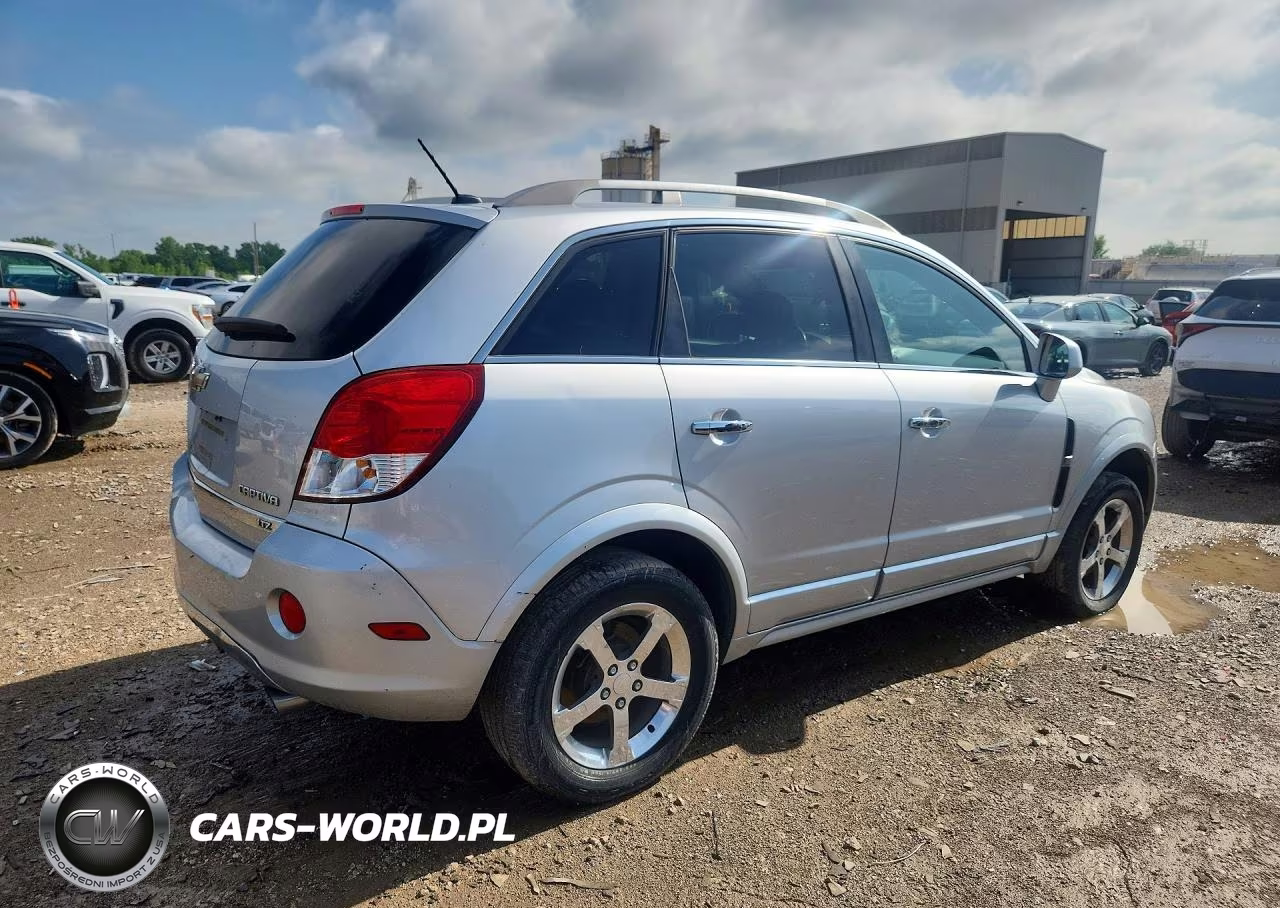 2012 Chevrolet Captiva Sport VIN:3GNFL4E55CS583246 - 3