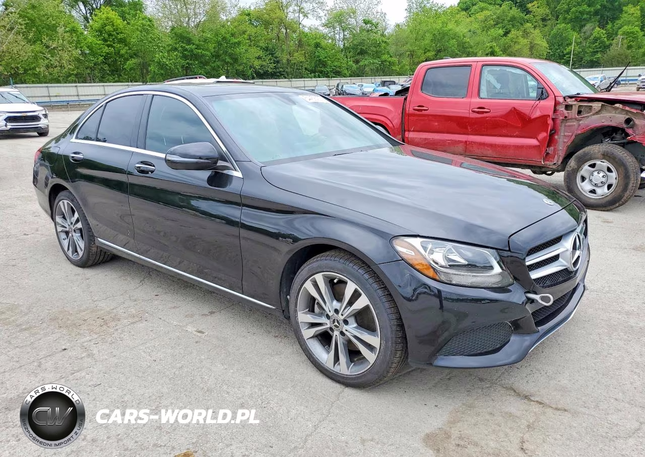 2018 Mercedes-Benz C 300 4Matic VIN:55SWF4KBXJU252824 - 4