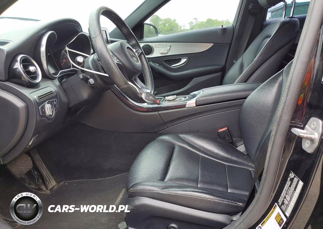 2018 Mercedes-Benz C 300 4Matic VIN:55SWF4KBXJU252824 - 7