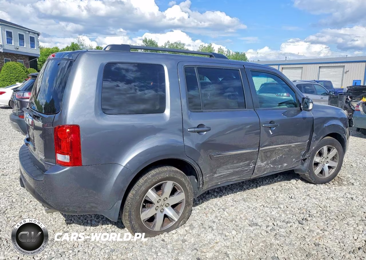 2013 Honda Pilot Touring VIN:5FNYF4H91DB071128 - 3
