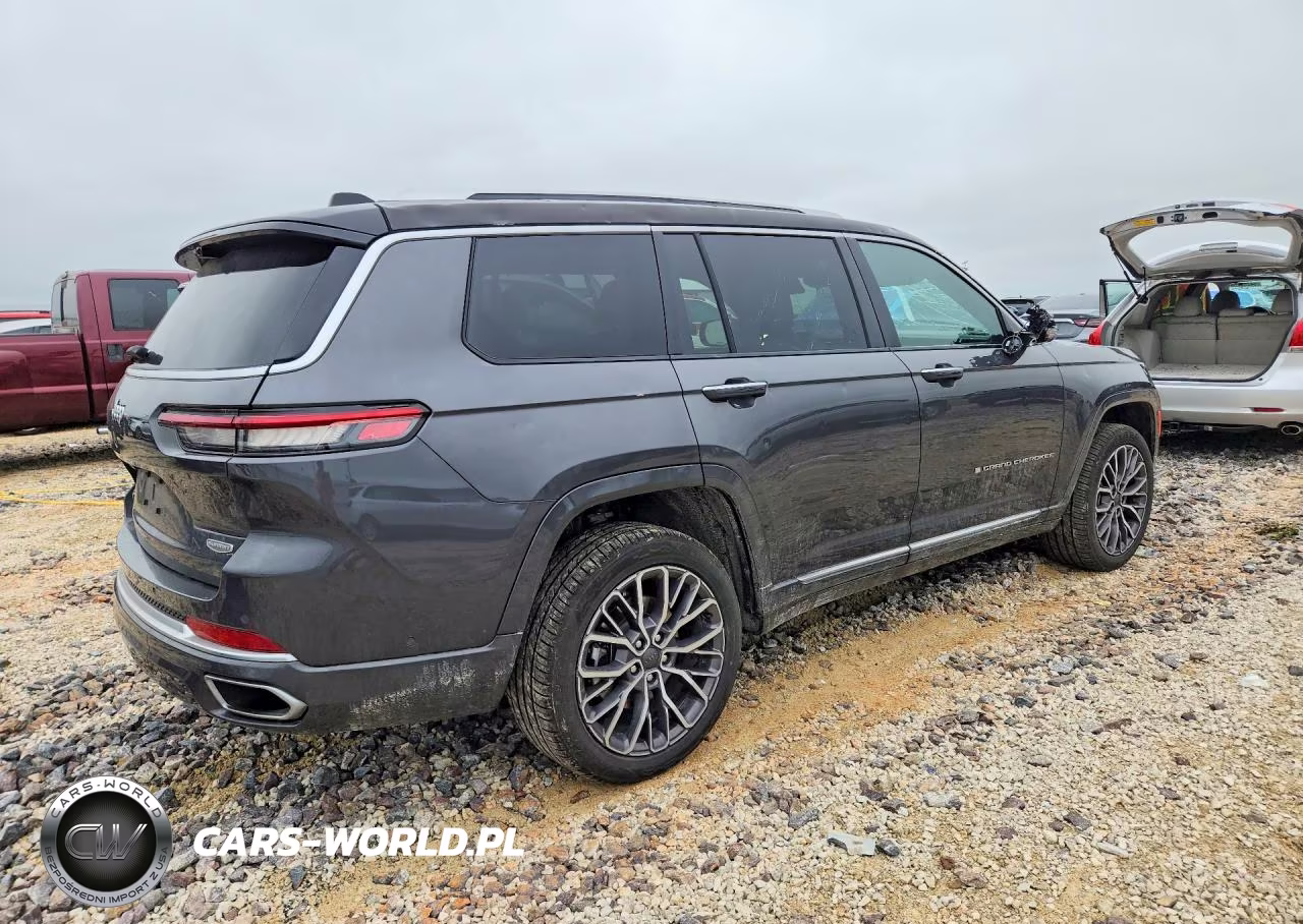 2023 Jeep Grand VIN:1C4RJKEG3P8770209 - 3