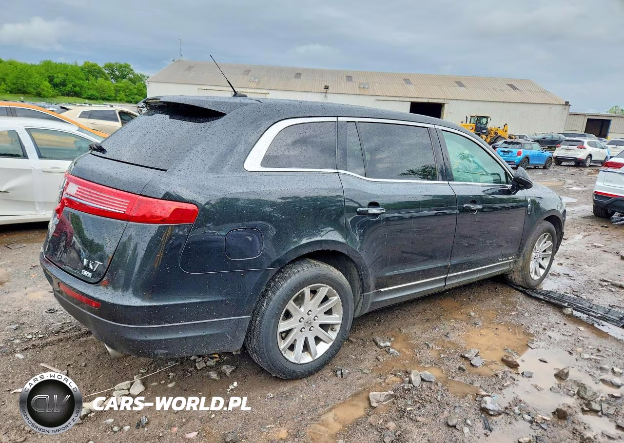 2015 Lincoln Mkt VIN:2LMHJ5NKXFBL00918 - 3