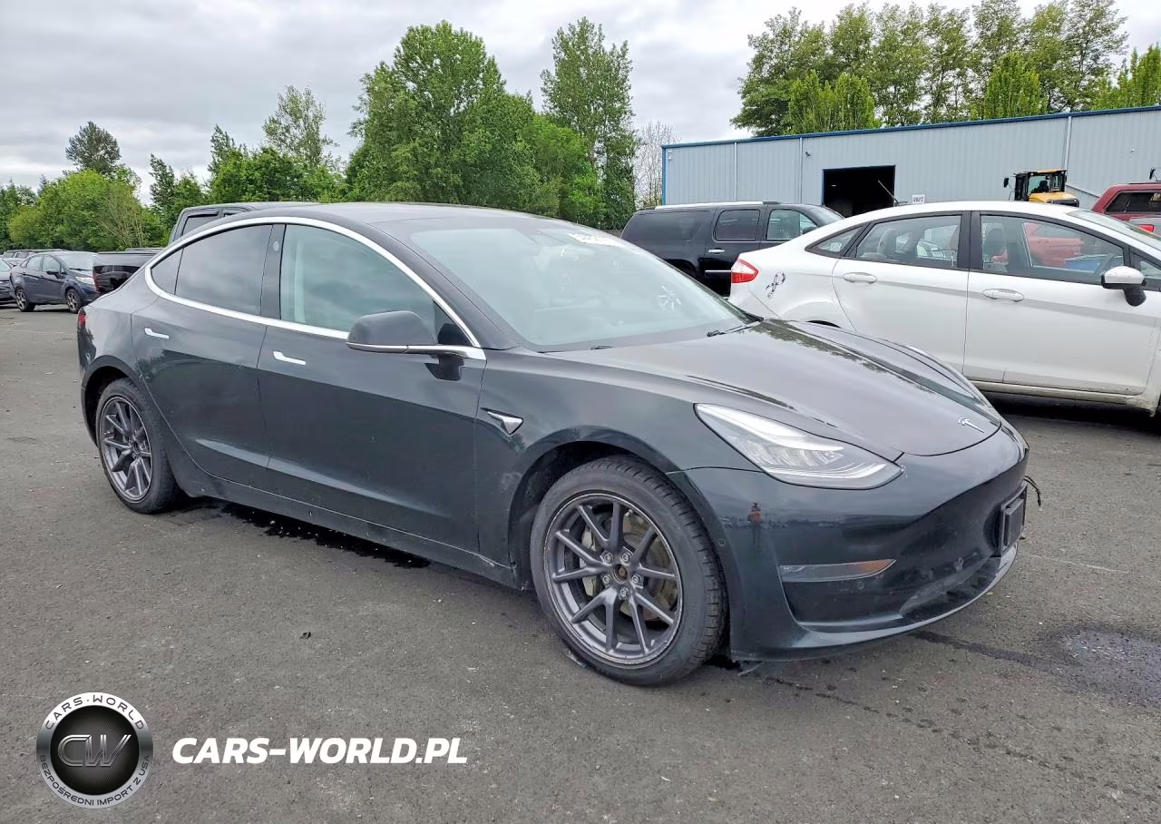 2020 Tesla Model 3 VIN:5YJ3E1EB2LF649495 - 4