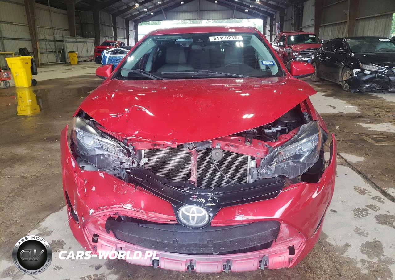2018 Toyota Corolla Le VIN:5YFBURHE3JP759511 - 5