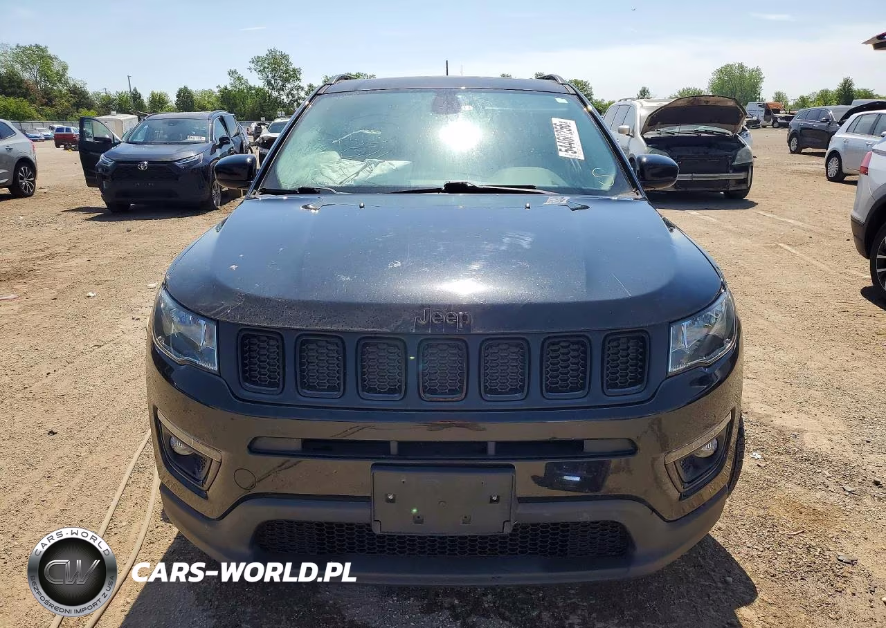 2019 Jeep Compass Latitude VIN:3C4NJDBB3KT648317 - 5