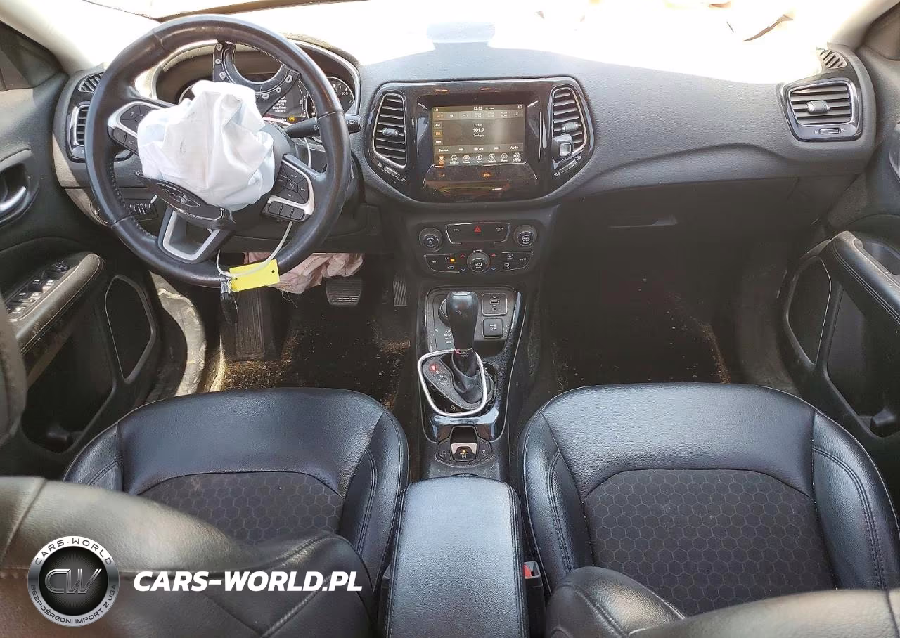 2019 Jeep Compass Latitude VIN:3C4NJDBB3KT648317 - 8