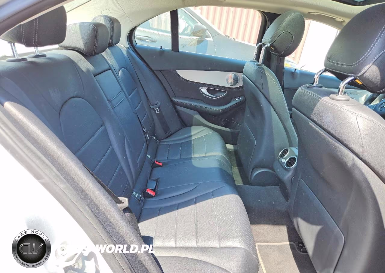 2015 Mercedes-Benz C 300 4Matic VIN:55SWF4KB6FU071890 - 10