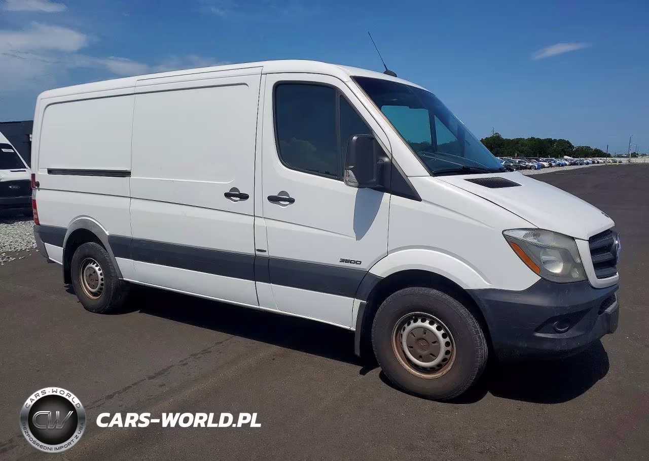 2015 Mercedes Benz Sprinter 2500 Delivery Van VIN:WD3PE7DC7F5994469 - 4