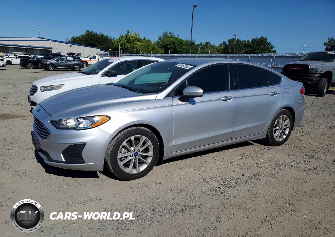 2019 Ford Fusion Se – zdjęcie 1 z 12