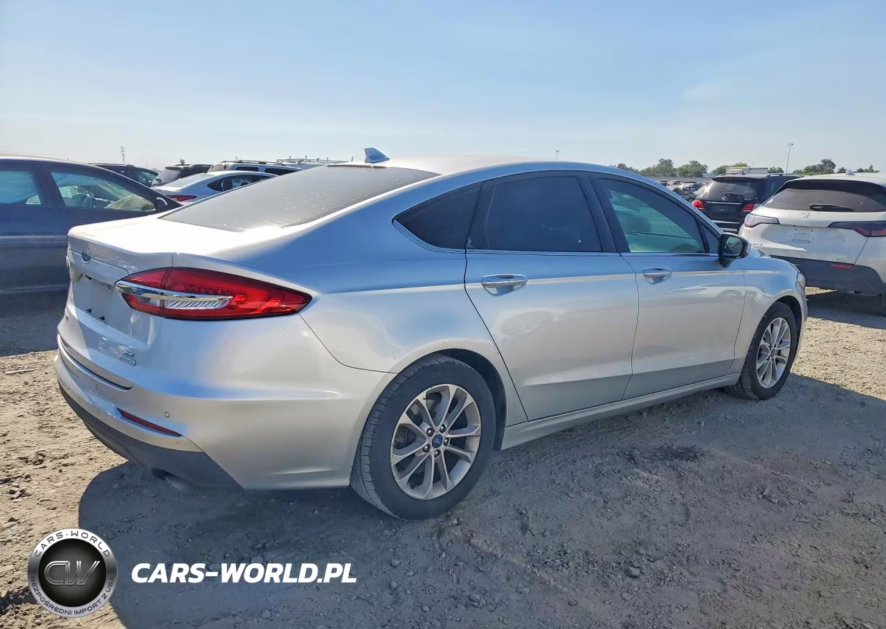 2019 Ford Fusion Se VIN:3FA6P0HD3KR135785 - 3