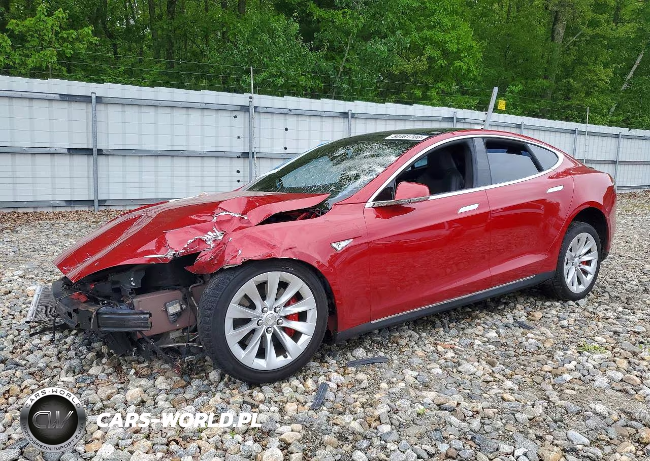 2015 Tesla Model S 85D