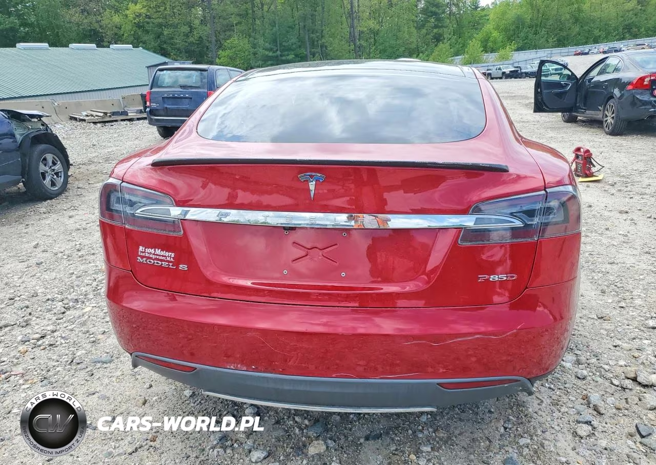 2015 Tesla Model S 85D VIN:5YJSA1H29FFP73450 - 6