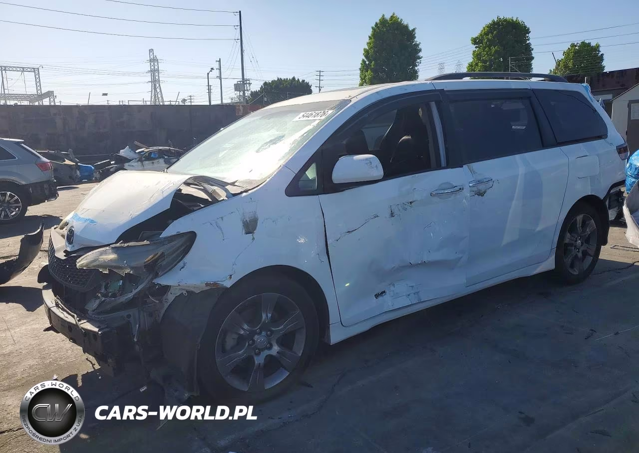 2016 Toyota Sienna Se