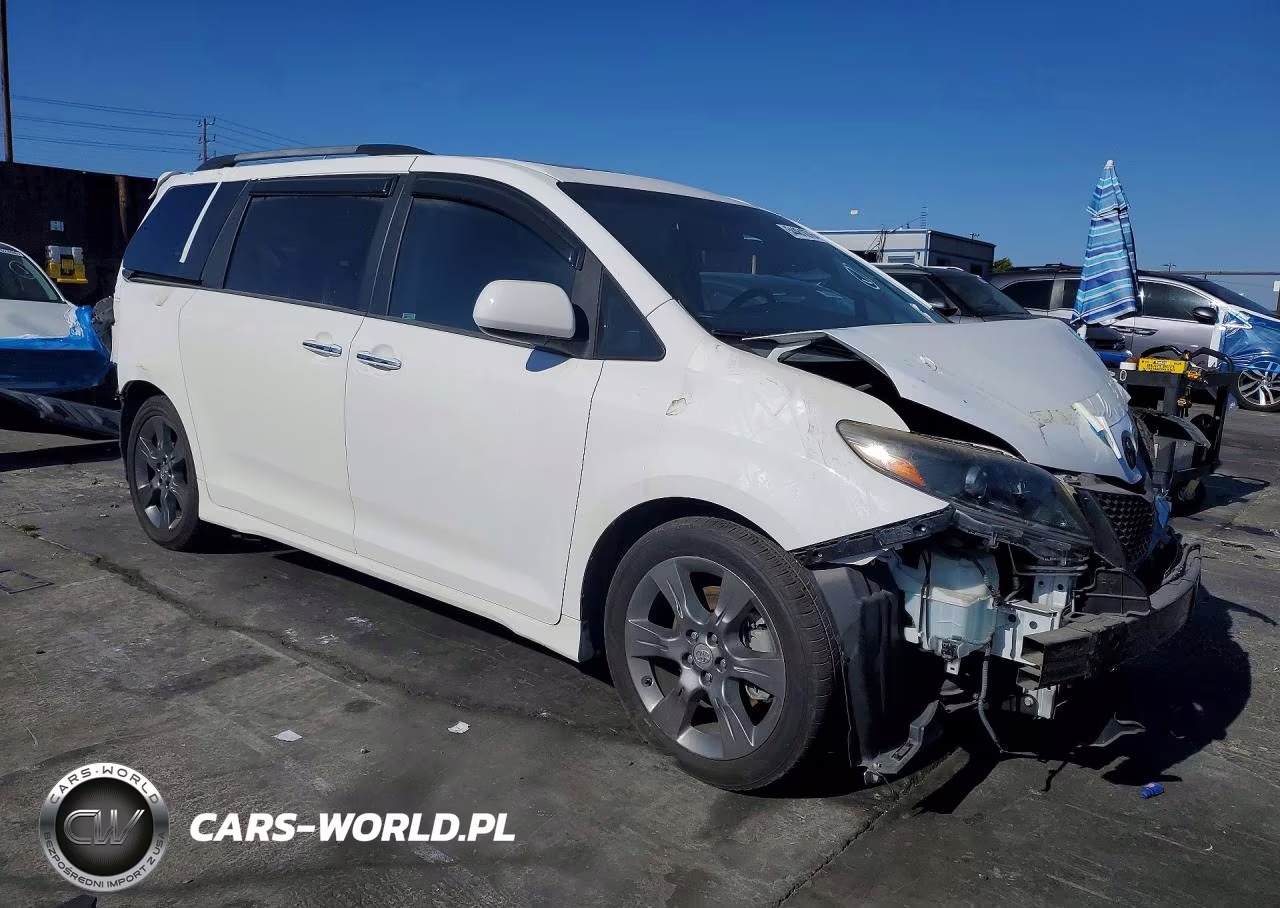 2016 Toyota Sienna Se VIN:5TDXK3DCXGS721870 - 4