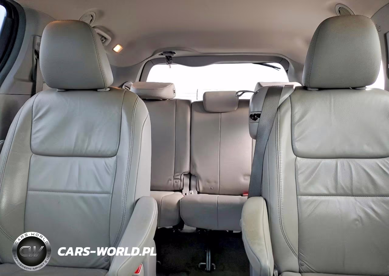 2018 Toyota Sienna Xle 8-Passenger VIN:5TDYZ3DC8JS910525 - 10