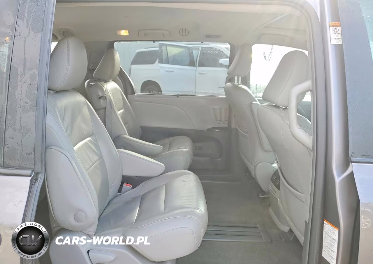2018 Toyota Sienna Xle 8-Passenger VIN:5TDYZ3DC8JS910525 - 11