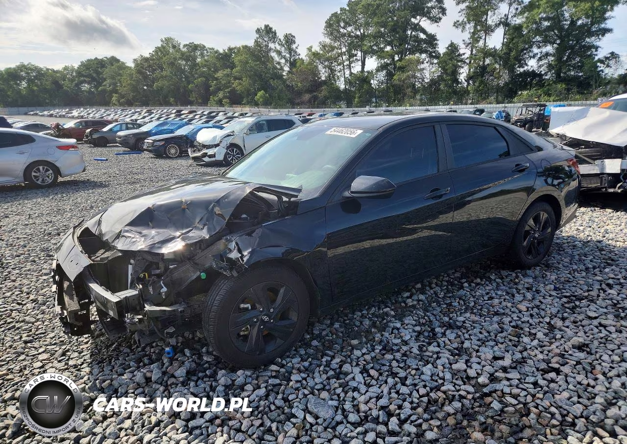 2022 Hyundai Elantra Sel