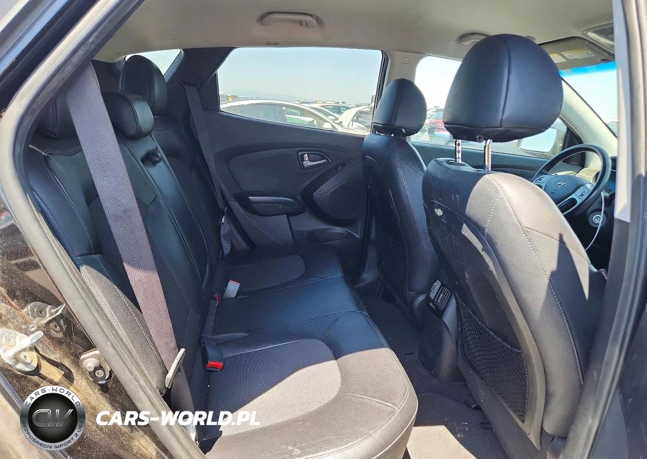 2015 Hyundai Tucson Se VIN:KM8JU3AG2FU116948 - 11