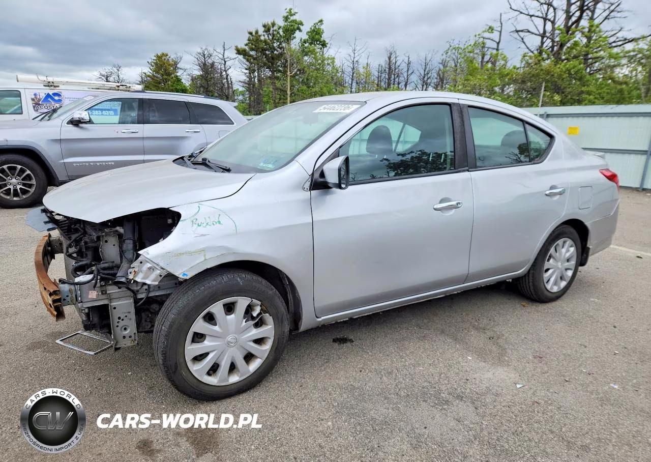 2017 Nissan Versa 1.6 Sv