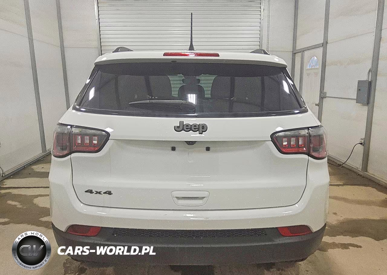 2025 Jeep Compass Latitude VIN:3C4NJDBN4ST586937 - 6