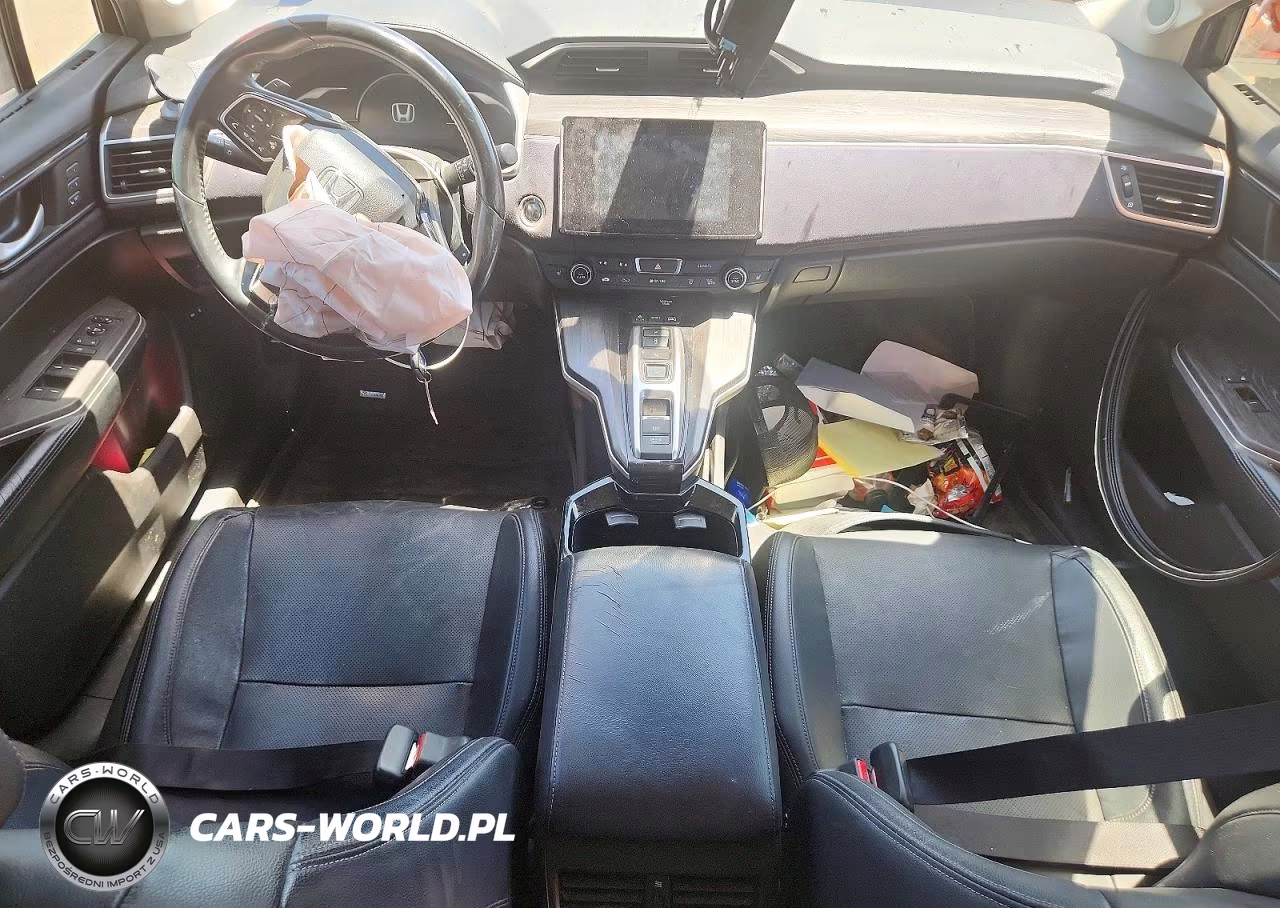 2018 Honda Clarity Touring VIN:JHMZC5F34JC004046 - 8