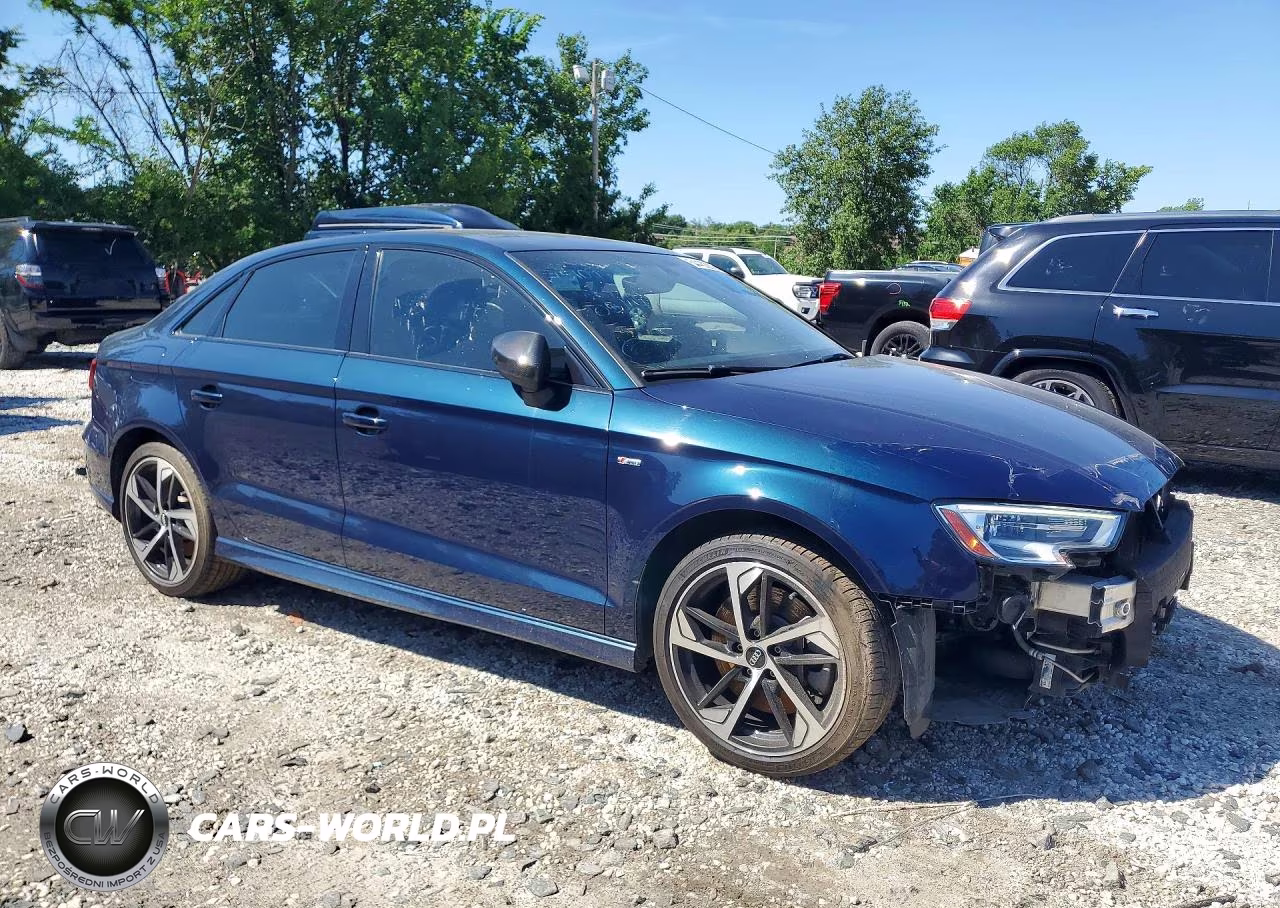 2020 Audi A3 S-Line Premium VIN:WAUBEGFF6LA004807 - 4