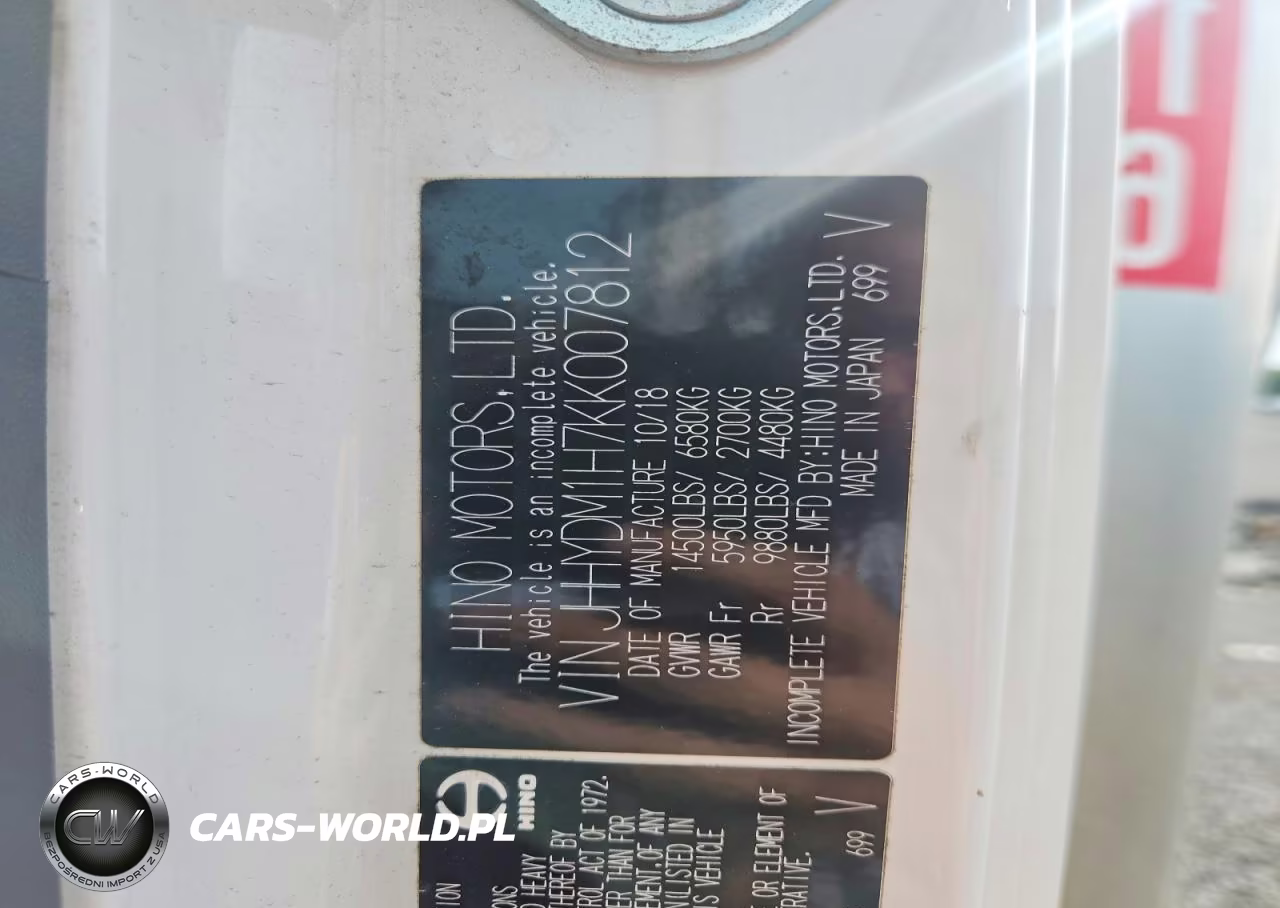 2019 Hino 155 Box Truck VIN:JHHYDM1H7KK007812 - 13