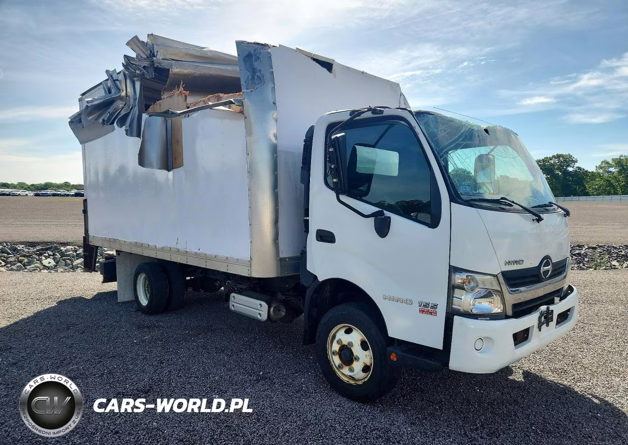 2019 Hino 155 Box Truck VIN:JHHYDM1H7KK007812 - 4