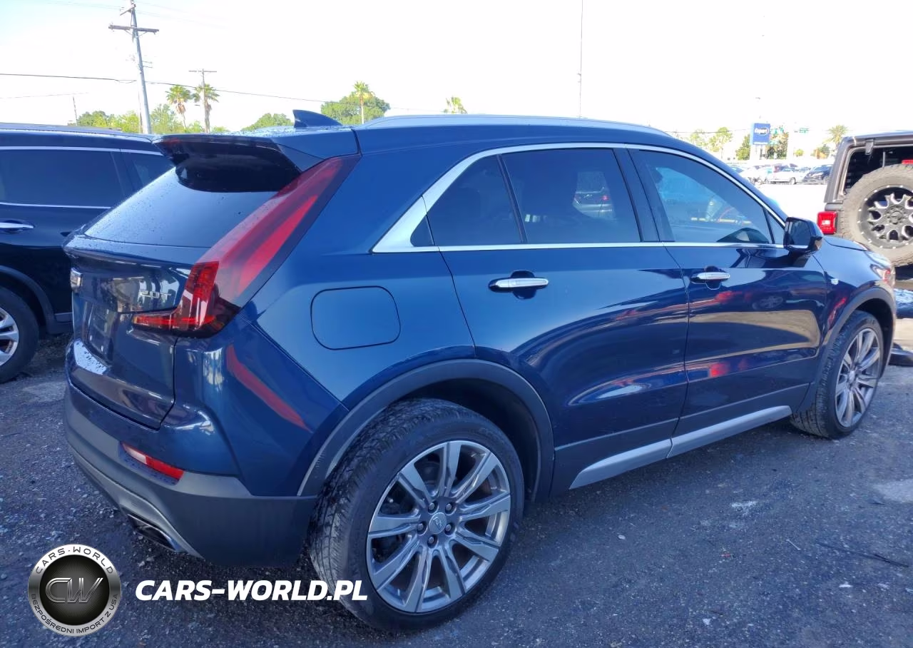 2019 Cadillac Xt4 Premium Luxury VIN:1GYFZCR44KF152395 - 3