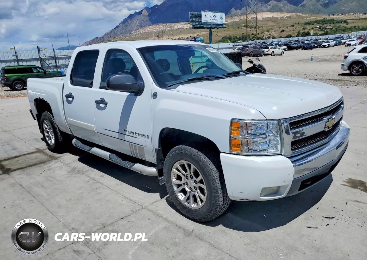 2008 Chevrolet Silverado K1500 VIN:2GCEK133681305742 - 4