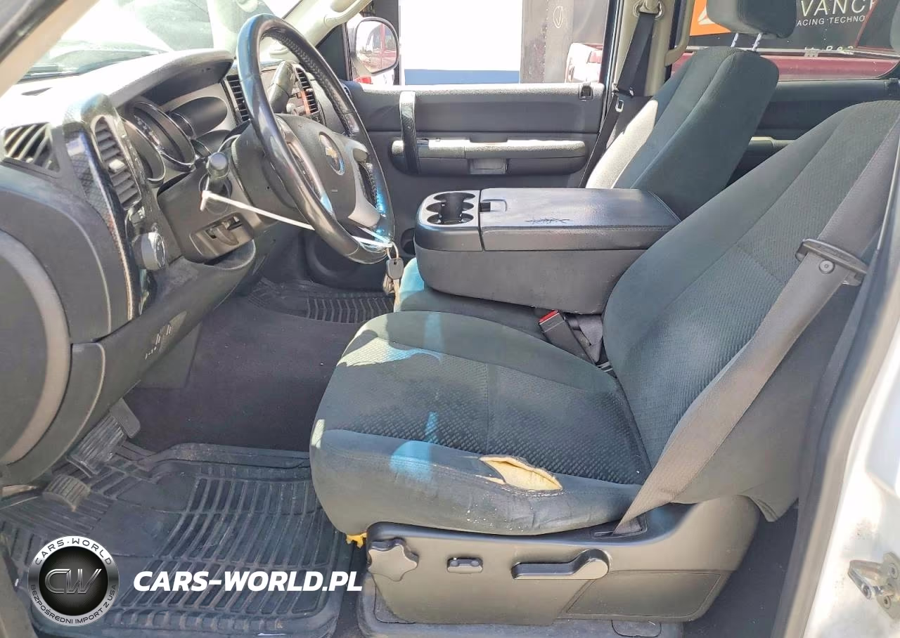 2008 Chevrolet Silverado K1500 VIN:2GCEK133681305742 - 7
