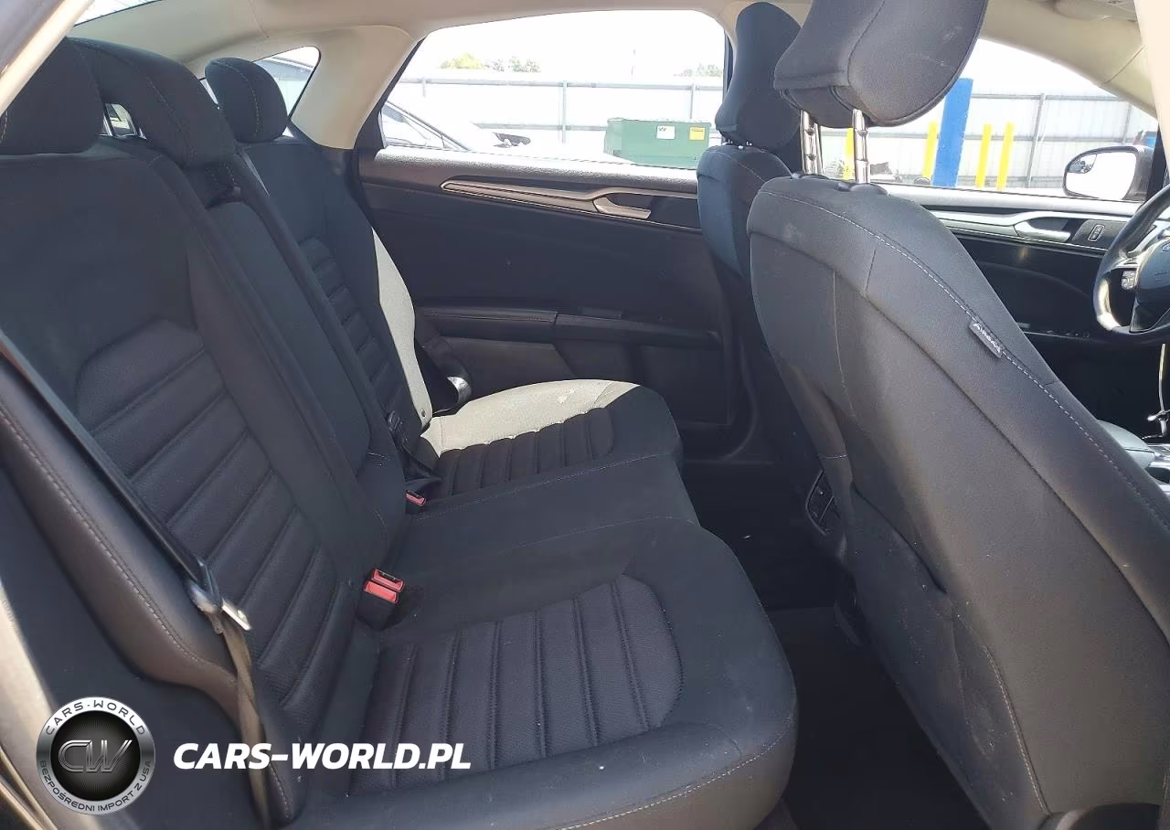 2018 Ford Fusion Se VIN:3FA6P0HD7JR135478 - 10