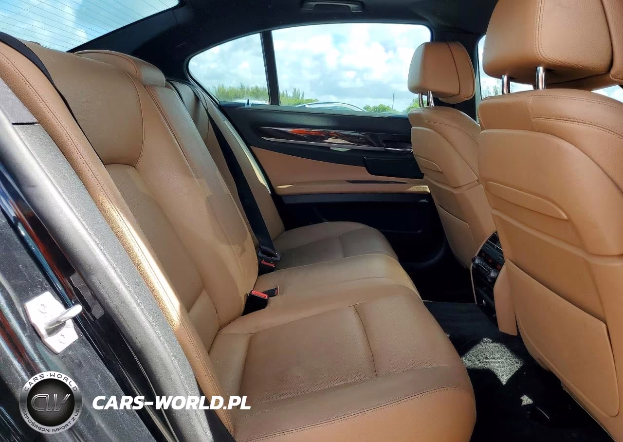2015 BMW 740 I VIN:WBAYA6C58FGK16332 - 10