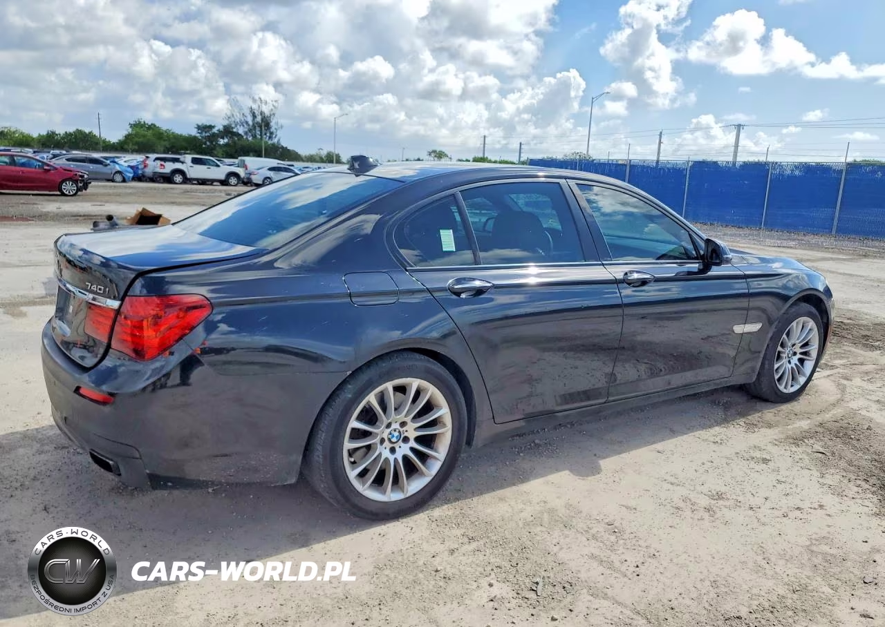2015 BMW 740 I VIN:WBAYA6C58FGK16332 - 3