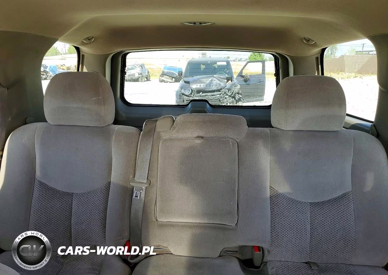 2005 Chevrolet Tahoe C1500 VIN:1GNEC13V55R179771 - 10