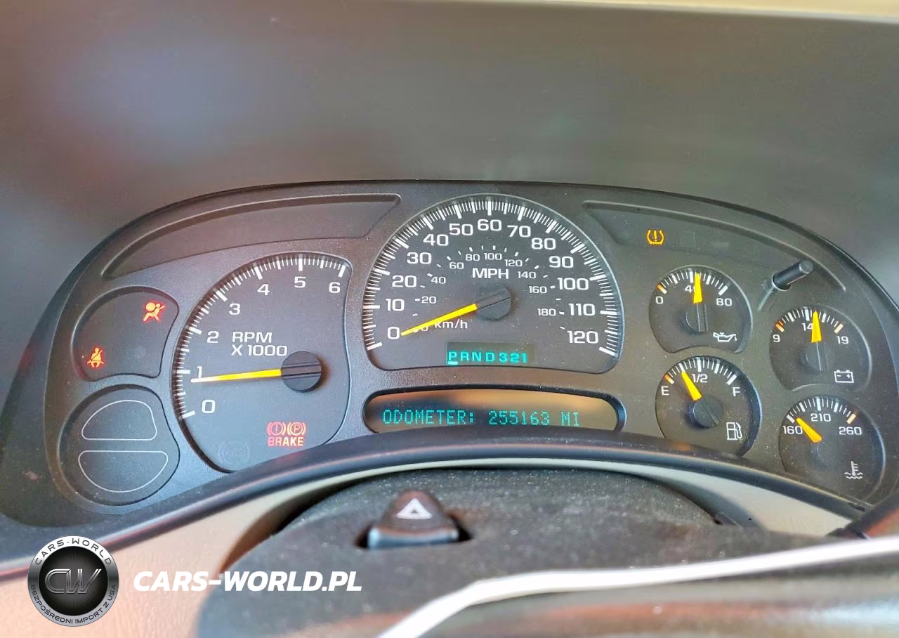 2005 Chevrolet Tahoe C1500 VIN:1GNEC13V55R179771 - 9