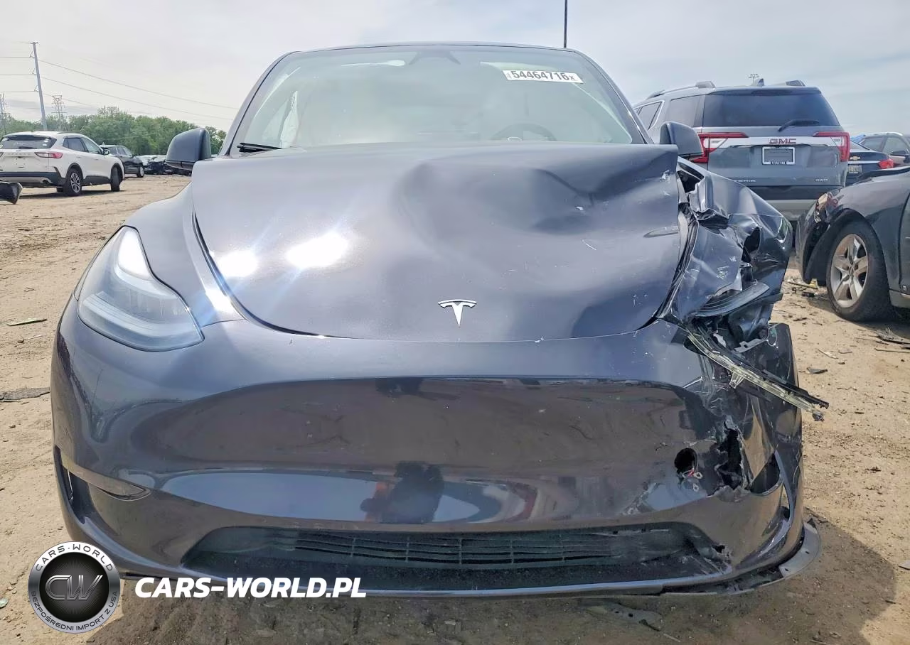 2025 Tesla Model Y VIN:7SAYGAEE8SF286759 - 5