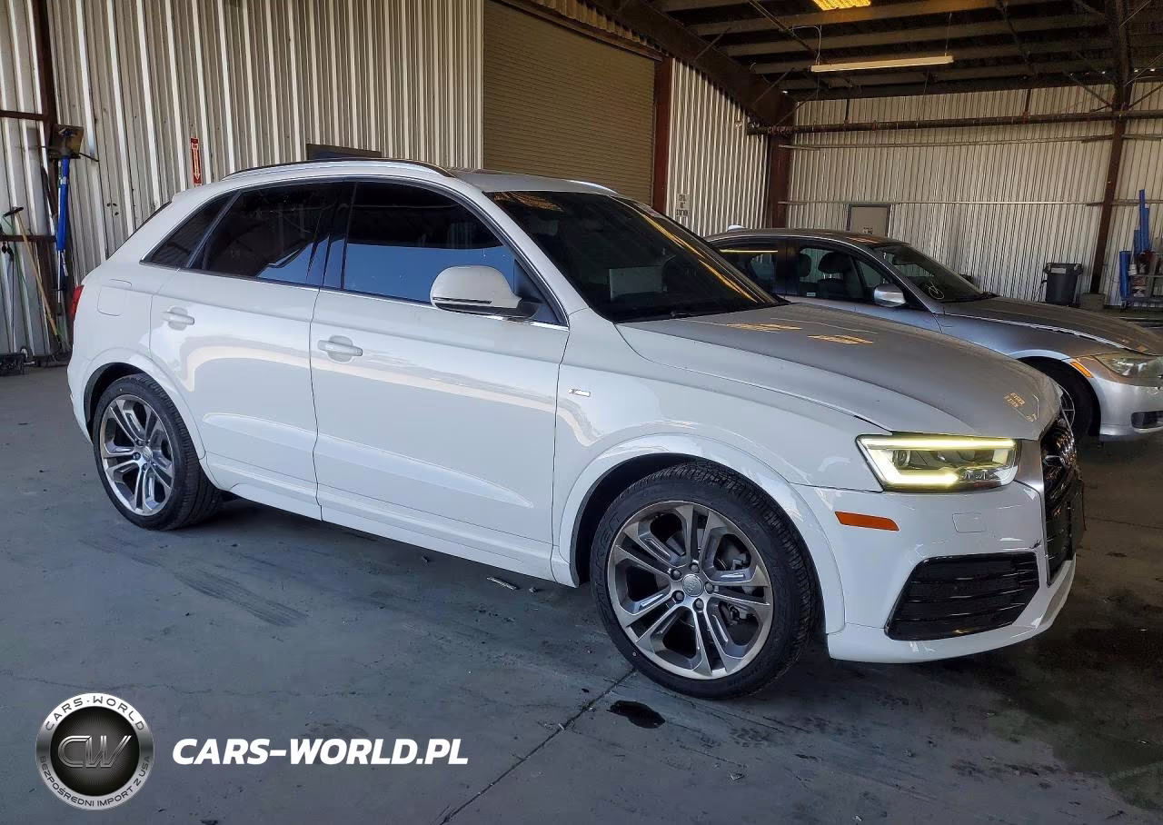 2018 Audi Q3 Premium Plus VIN:WA1JCCFSXJR015232 - 4