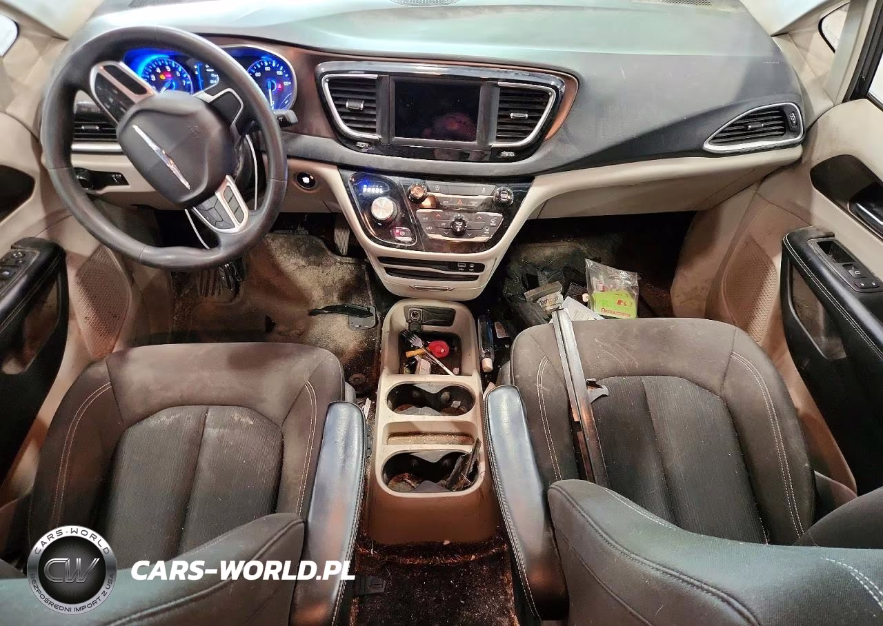 2020 Chrysler Voyager L VIN:2C4RC1AGXLR120771 - 8
