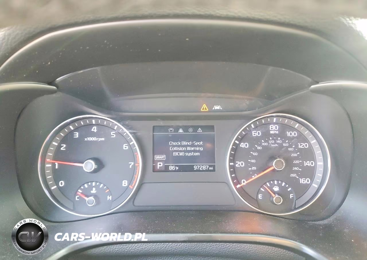 2021 Kia Forte Gt Line VIN:3KPF34AD5ME382677 - 9