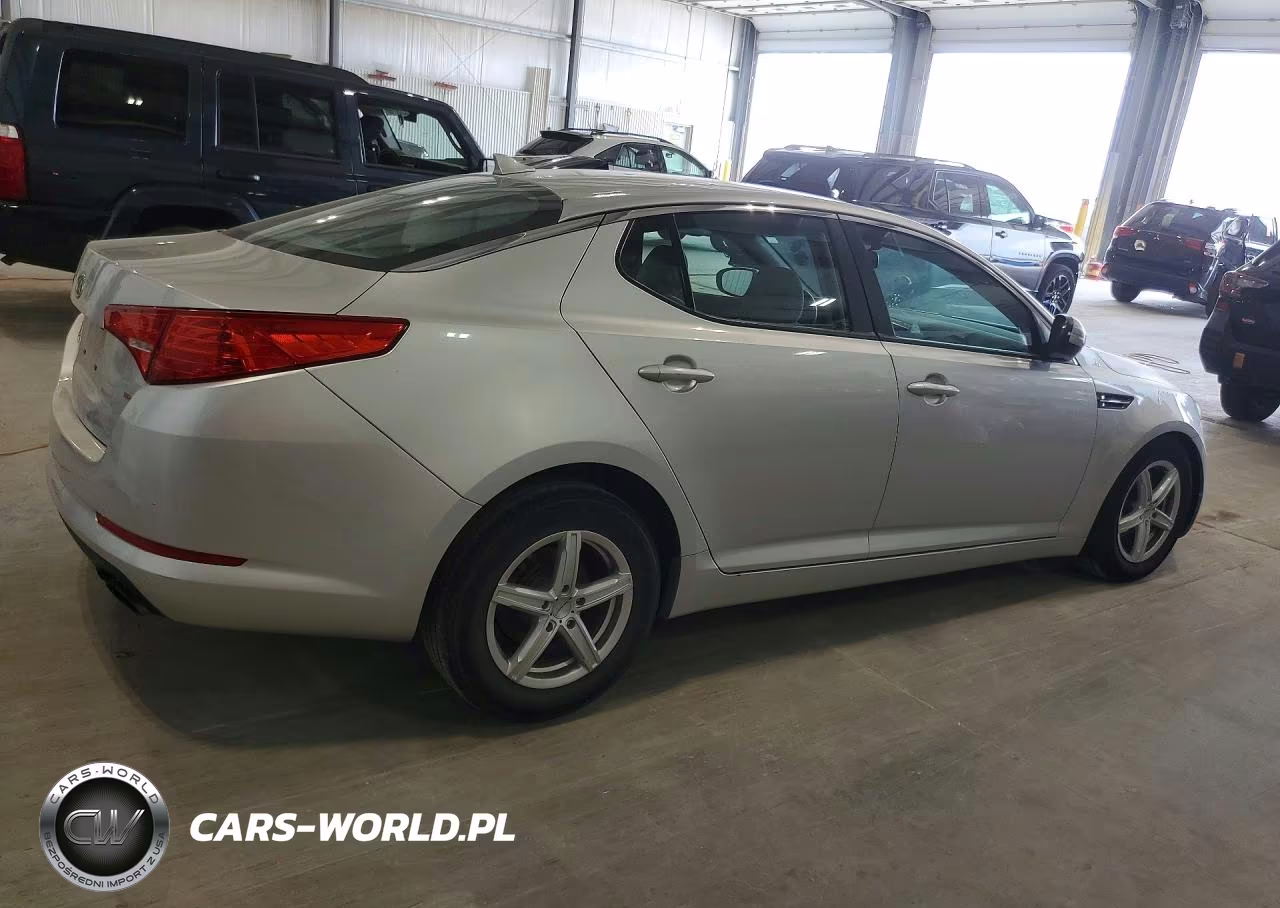 2011 Kia Optima Lx VIN:KNAGM4A74B5177093 - 3