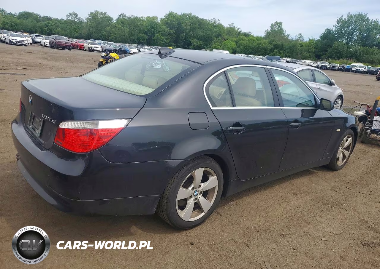 2007 BMW 530 Xi VIN:WBANF73597CU24173 - 3