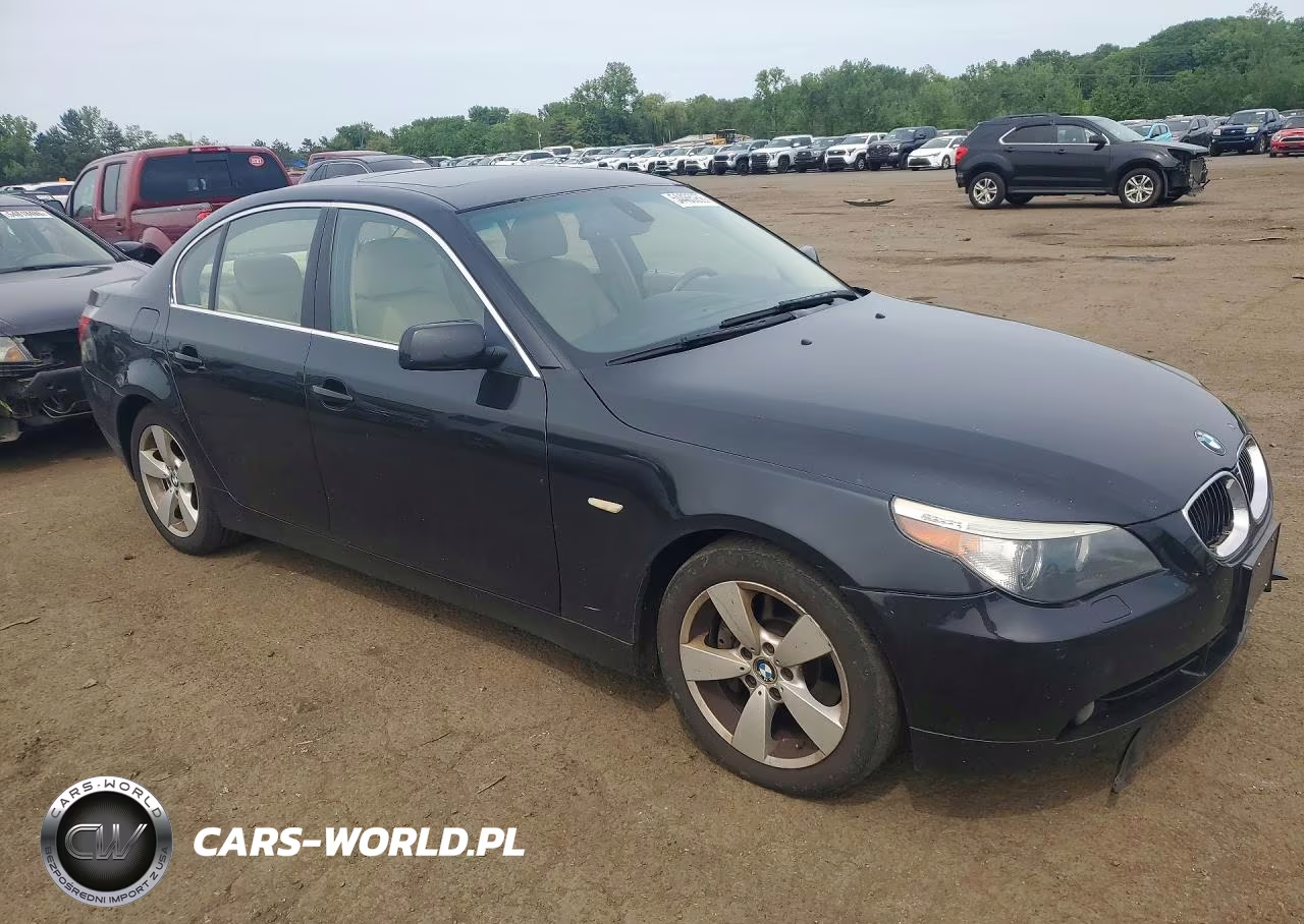 2007 BMW 530 Xi VIN:WBANF73597CU24173 - 4