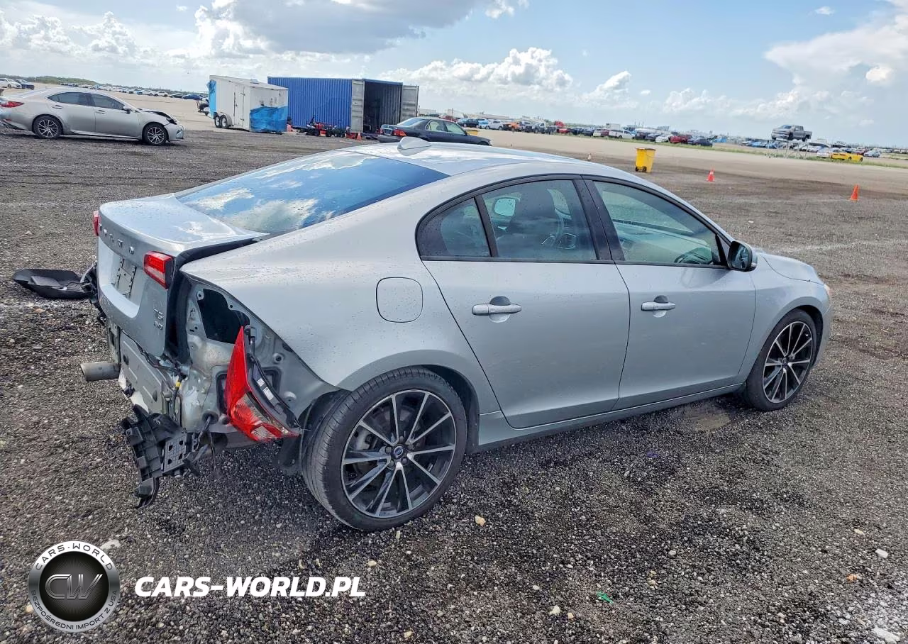 2017 Volvo S60 Dynamic VIN:YV140MTL2H2431786 - 3